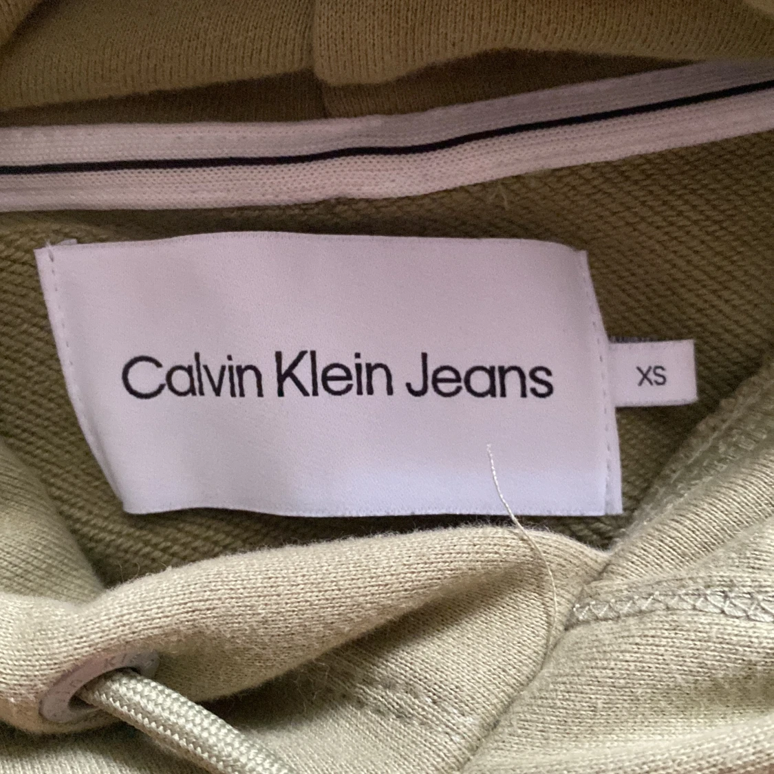 Olivgrön hoodie från Calvin Klein Jeans - 3