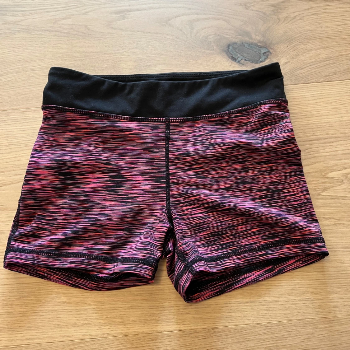 Träningsshorts H&M Sport rosa/svart