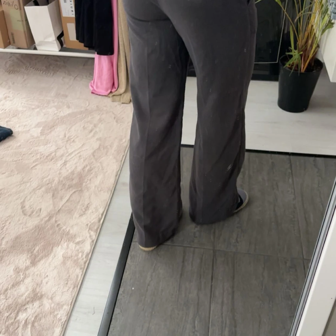 Svarta vida kostymbyxor weekday - 1