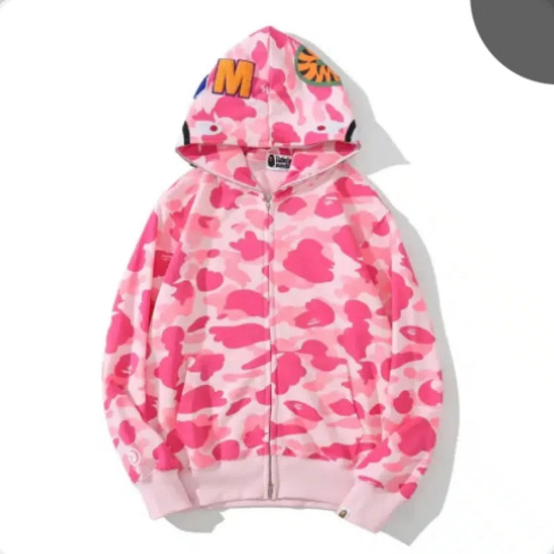 Rosa camo hoodie från Bape