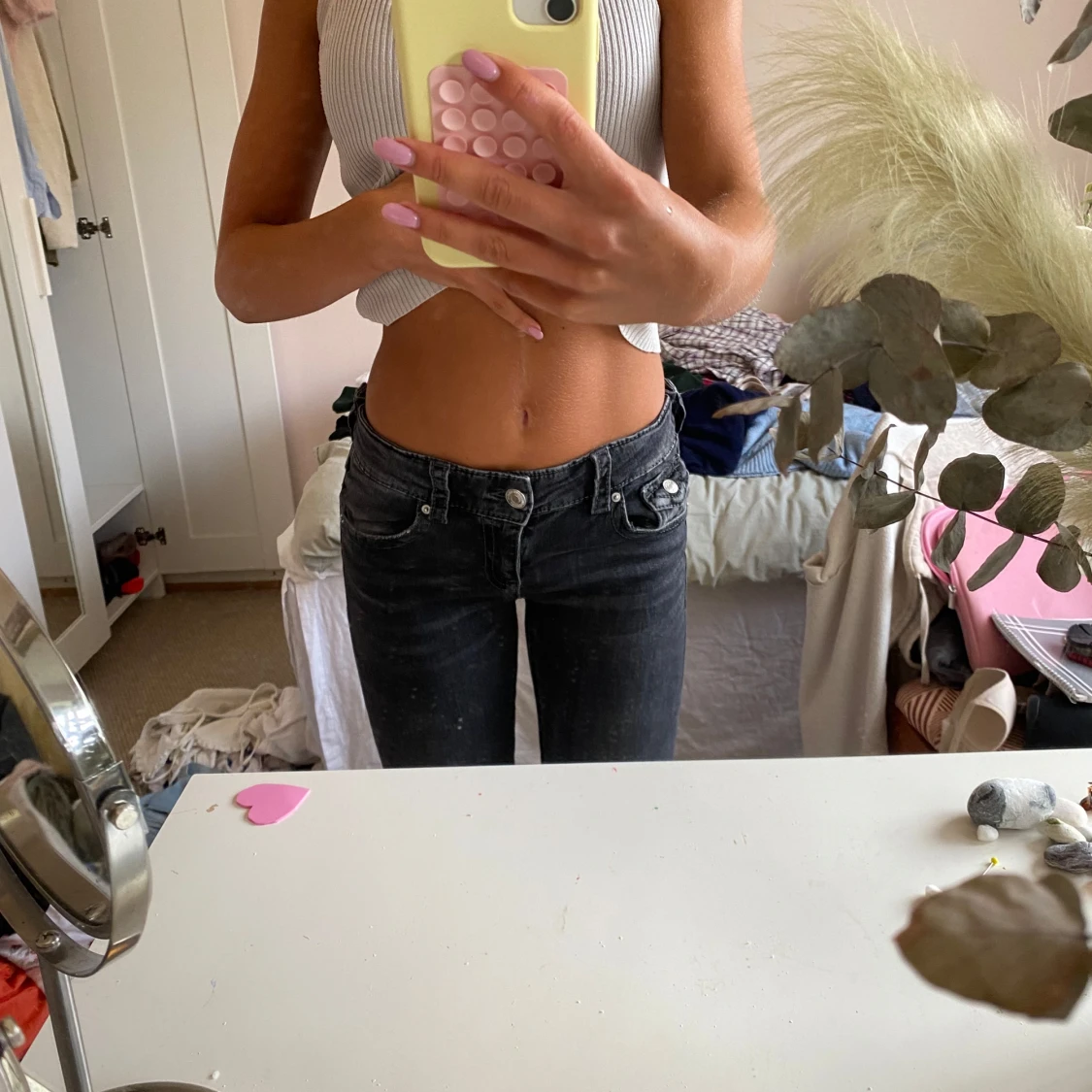 Svarta bootcut jeans med låg midja - 1