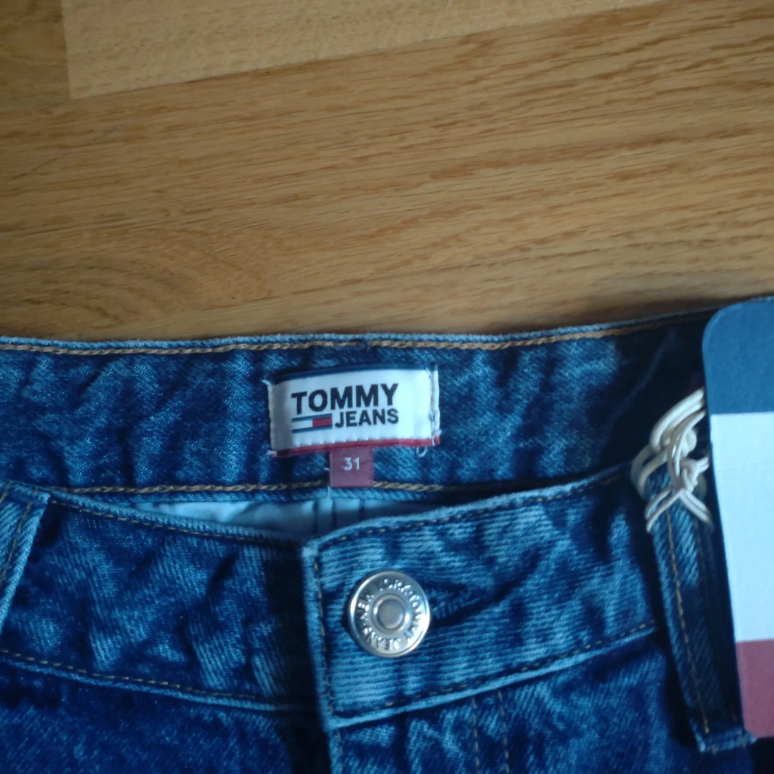 Jeanskjol från Tommy Jeans - 3