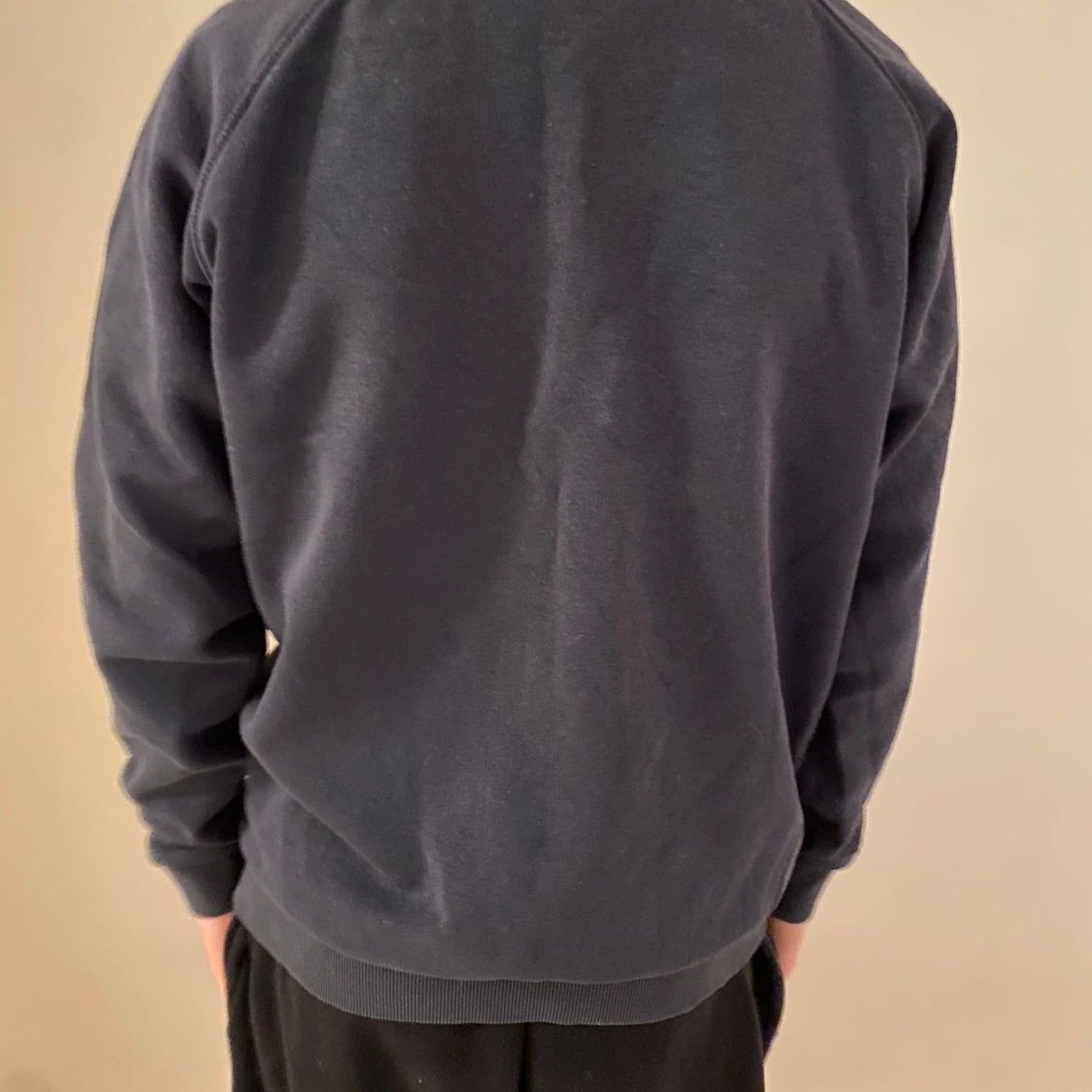 Mörkblå tröja från Peak Performance - 1