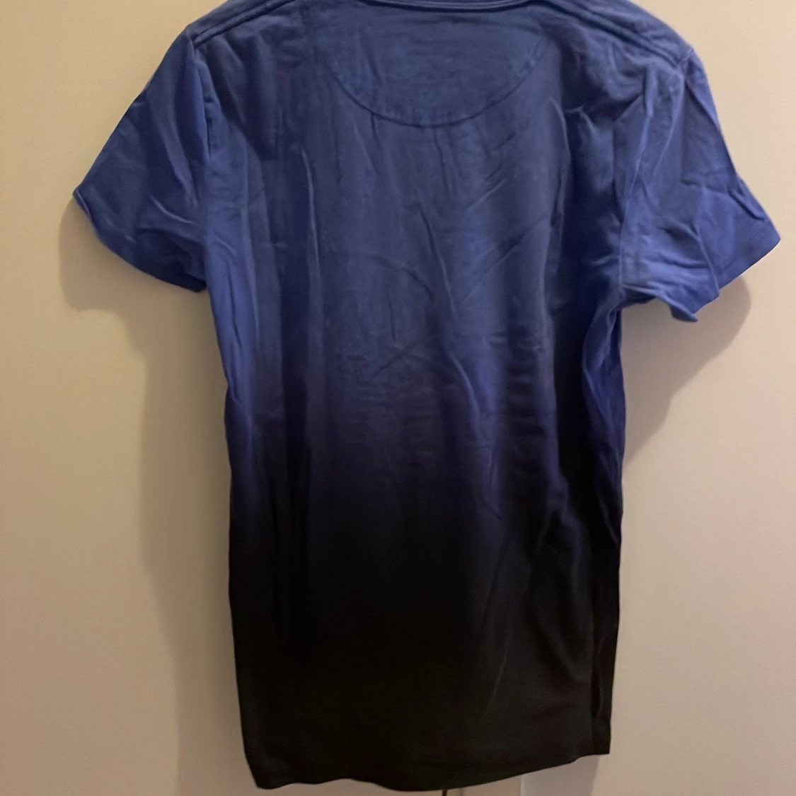 Blå & mörkblå t-shirt från Hollister - 2