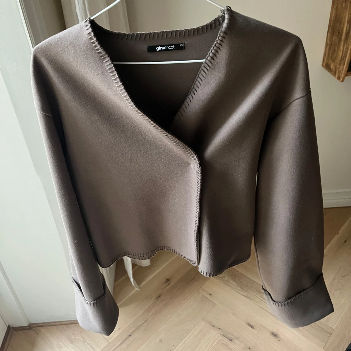 Brun kofta Gina Tricot