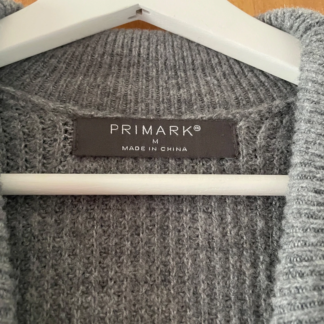Grå stickad tröja från Primark - 1