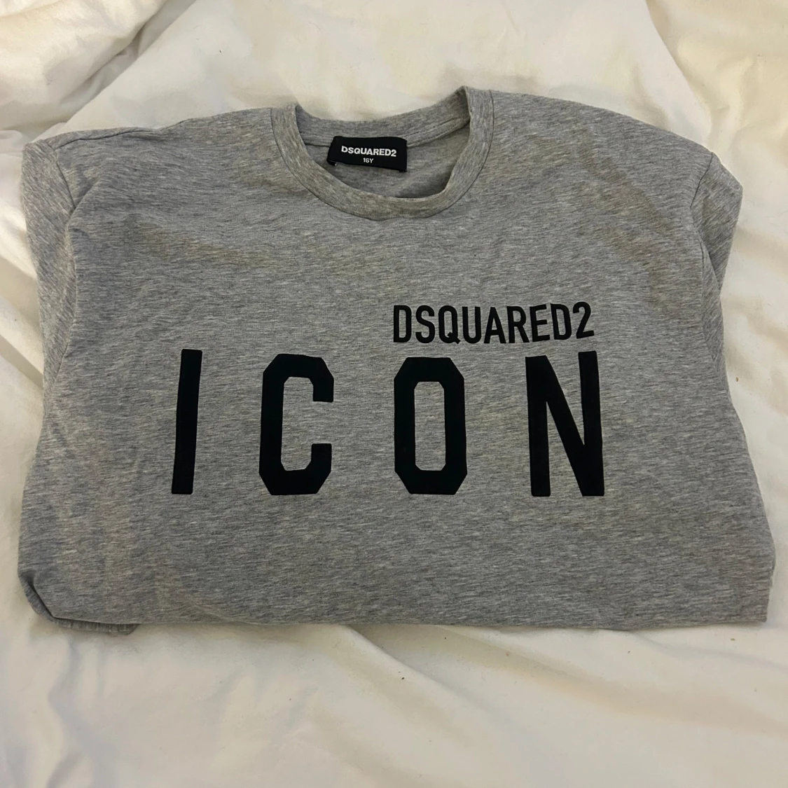 Grå t-shirt från Dsquared2 - 4