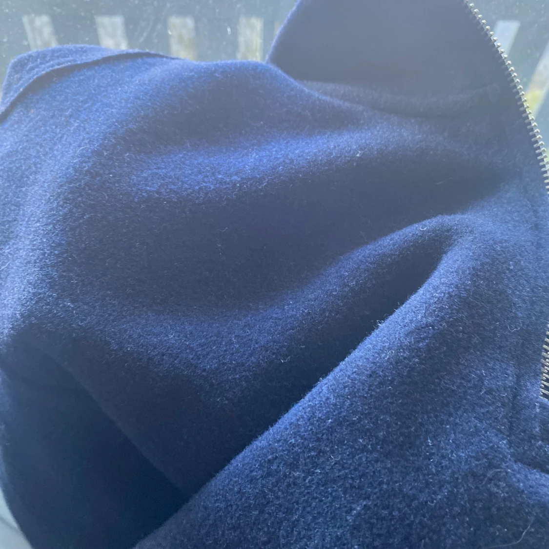 Marinblå tröja med dragkedja från H&M - 2