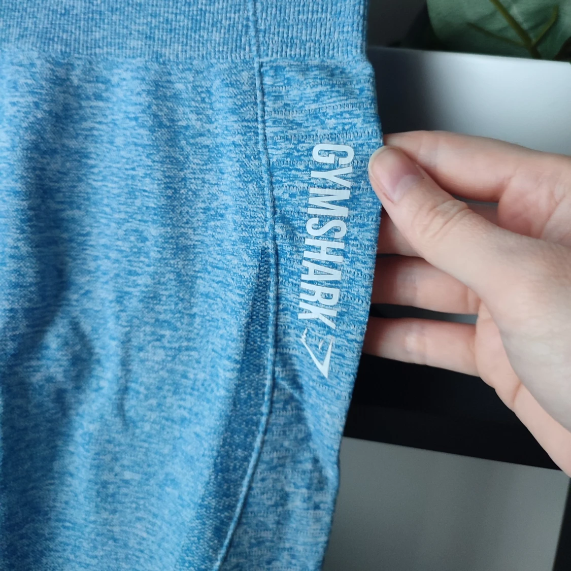 Blåa leggings från Gymshark i storlek XS - 3