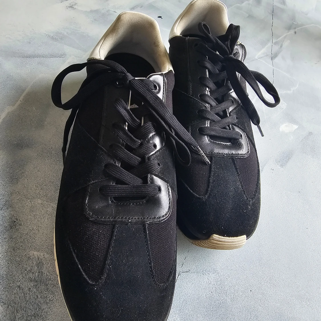 Svarta sneakers från Calvin Klein - 2