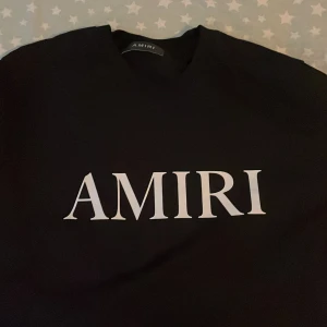 amiri tröja - strl m sitter skönt!! mer info o bilder skickar jag privat 