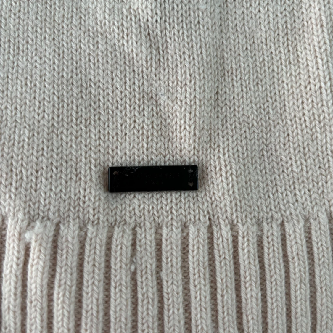 Beige stickad polotröja från The Kooples - 1