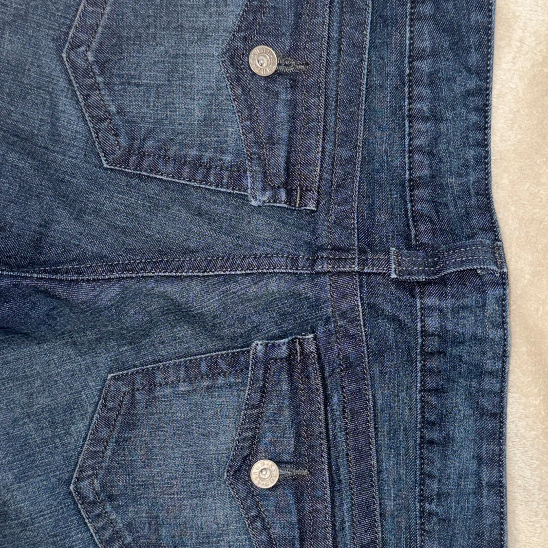 Mörkblå GUESS bootcut jeans  - 2