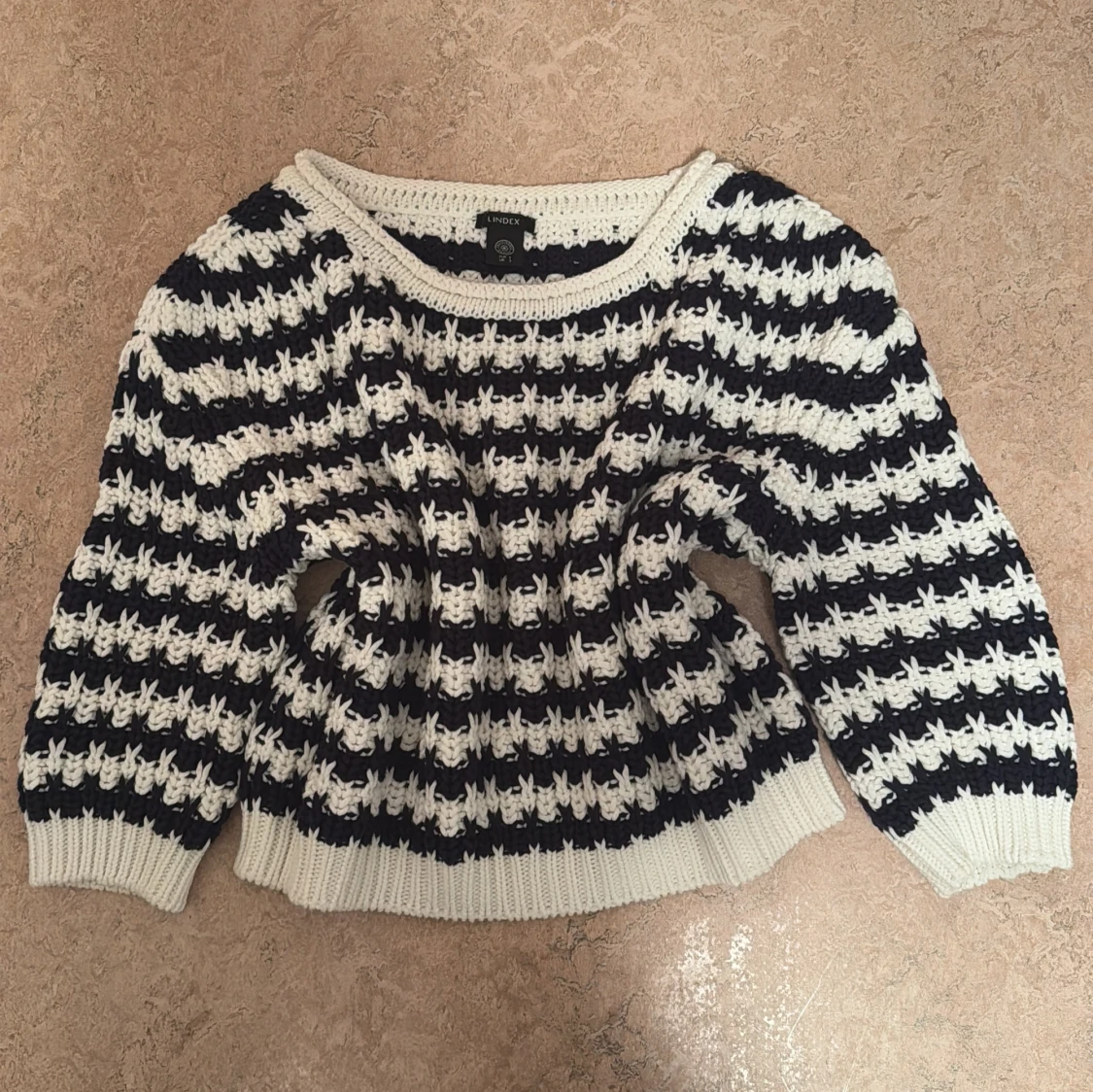 Randig stickad tröja från Lindex