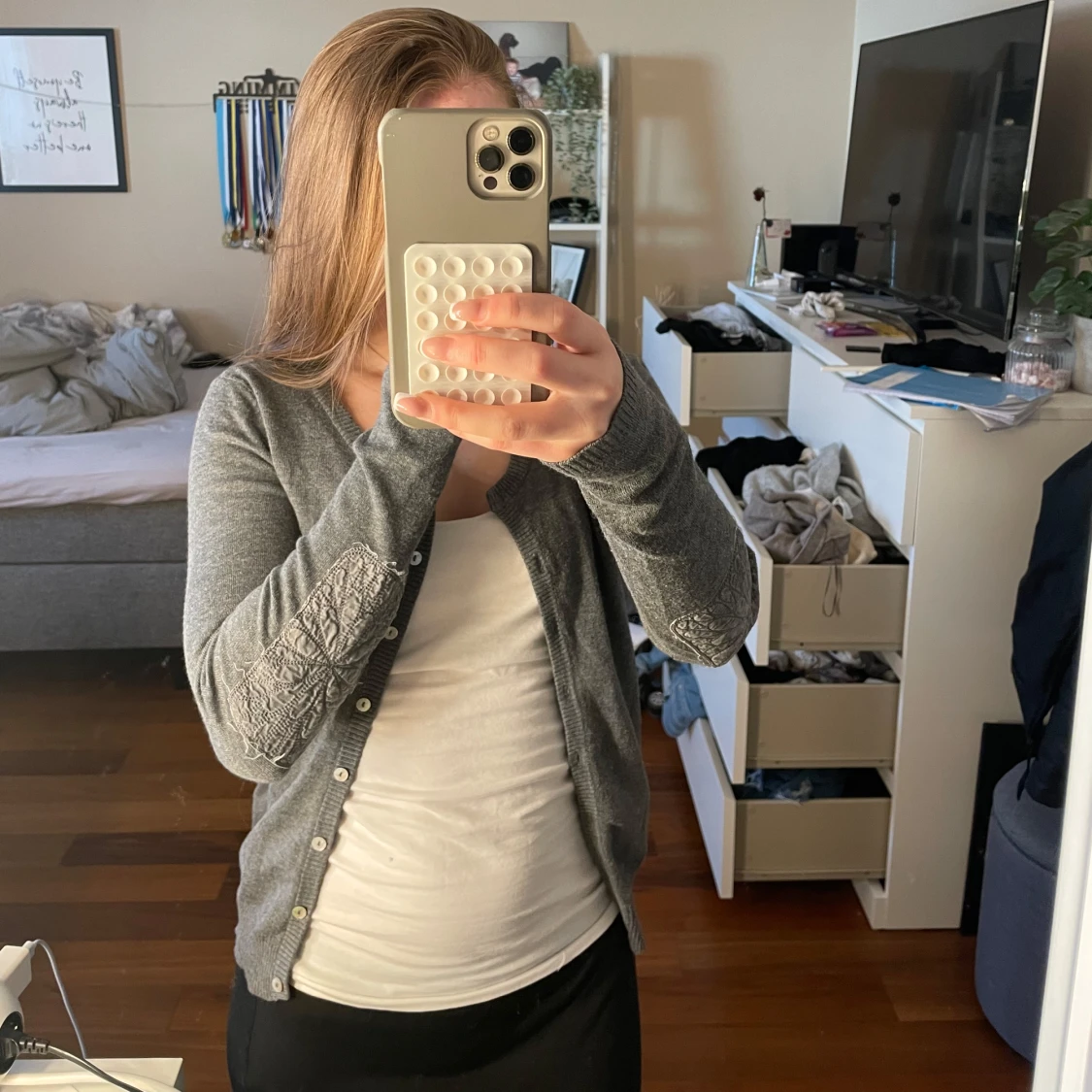 Grå kofta från Culture