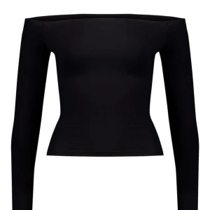 Off shoulder topp - Superfin vintage topp med ett plastband där uppe så att den inte åker ner💘 jättefin men använder aldrig så säljer vidare