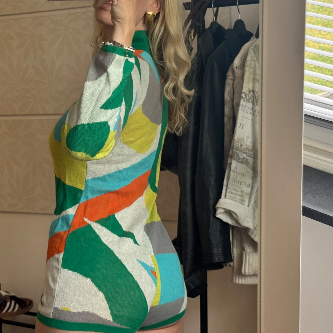 Färgglad stickad jumpsuit  - 1