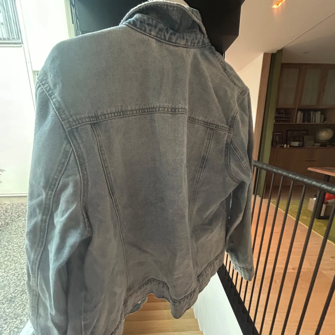 Ljusblå jeansjacka  - 1