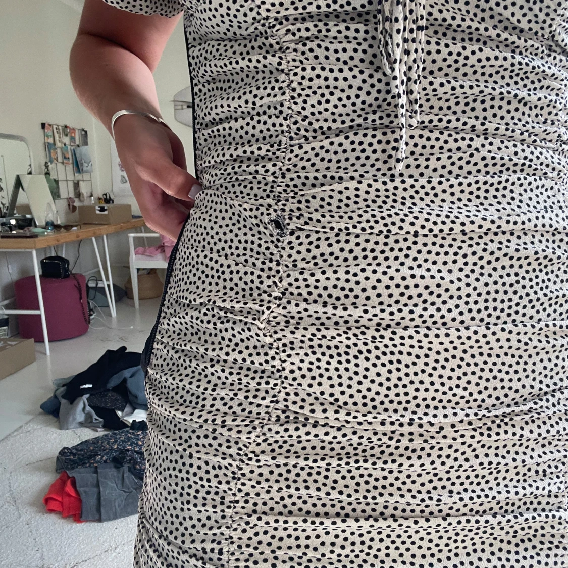 Prickig kort klänning från Zara - 2