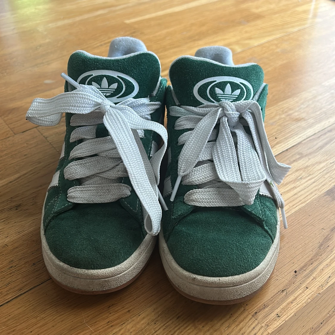 Adidas Campus gröna sneakers i mocka - 2