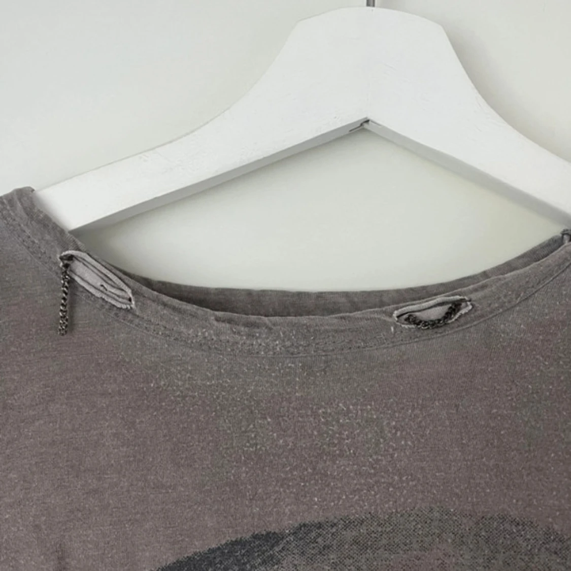 Grå långärmad tröja med dödskalle - 2