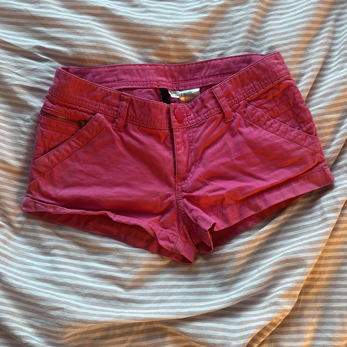 Rosa shorts från Divided by H&M