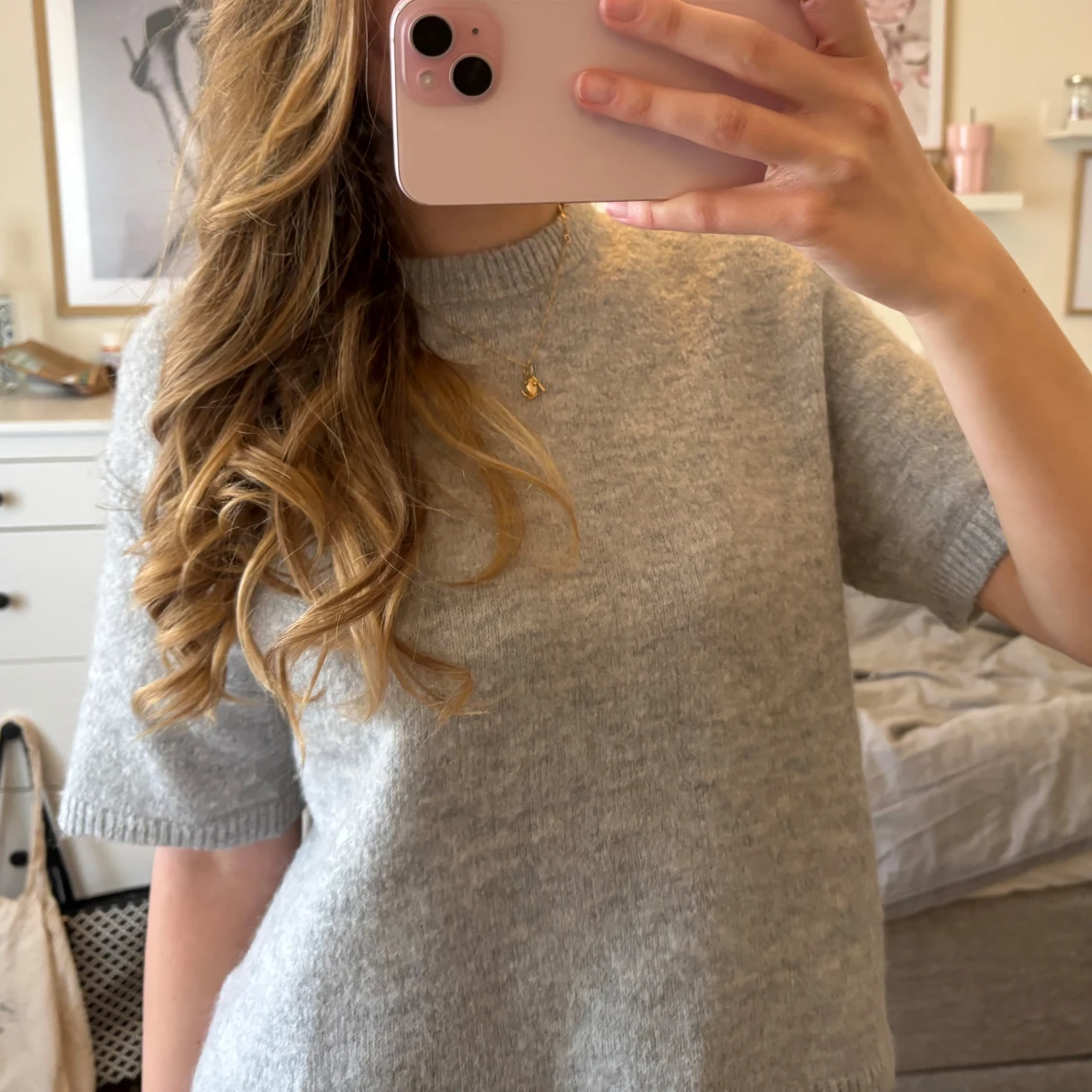 Ljusgrå stickad tröja - 1