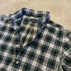 Flanellskjorta Ralph Lauren - Grymt snygg flanell från RL, mycket gott skick, grymt att ha på sommaren över en tisha. 