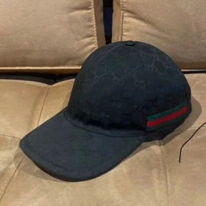 Svart gg keps! - Säljer en Svart gg keps i fint skick. 