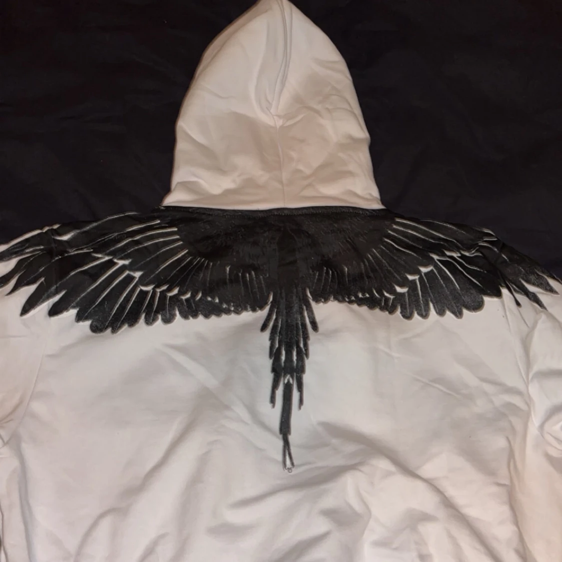 Vit marcelo burlon hoodie. Helt Ny - 1