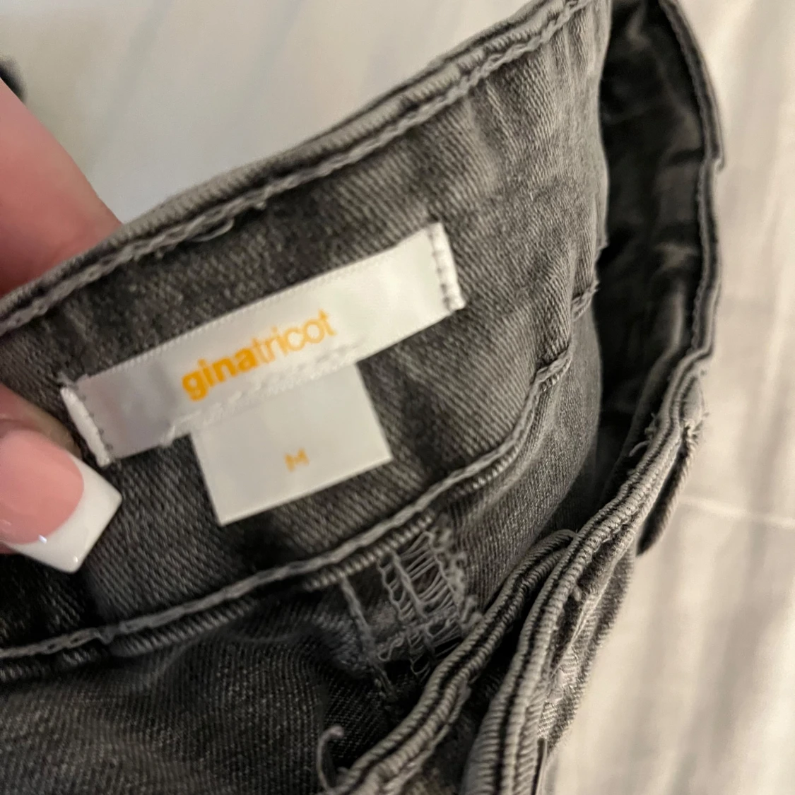 Lowaist utsvängda jeans  - 3