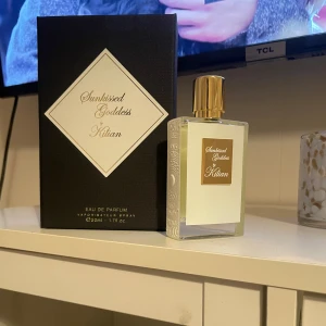 Kilian sunkissed goddess  - 50 ml, endast testad. Låda + digitalt kvitto finns att få, köpt på COW parfymeri🥥🏝️