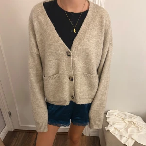 kofta💕 - jätte mysig kofta från Aware i storlek xs💕🥰ny pris: 600kr