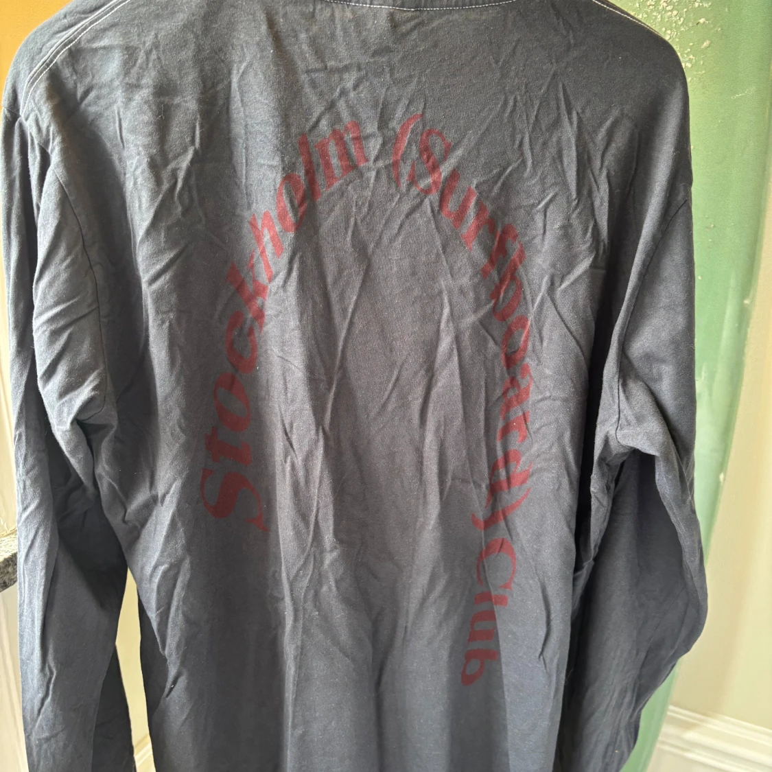 Svart långärmad tröja Stockholm Surfboard Club