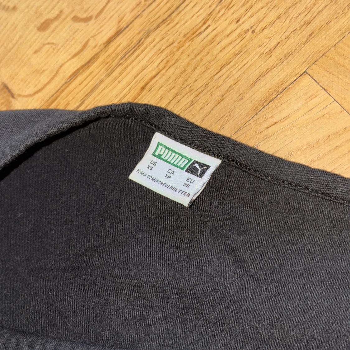 Svart one shoulder topp från Puma - 1