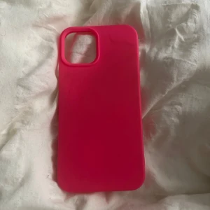 Mobilskal  - Passar iPhone 12 och alla mobiler som är som iPhone 12! 