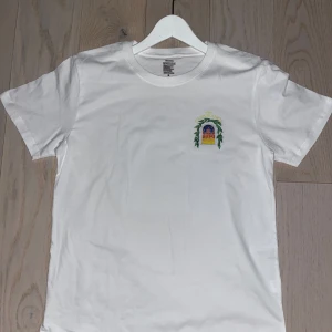 Casa blanca tröja - En väldigt fet casa blanca tshirt som är i bra skick!!