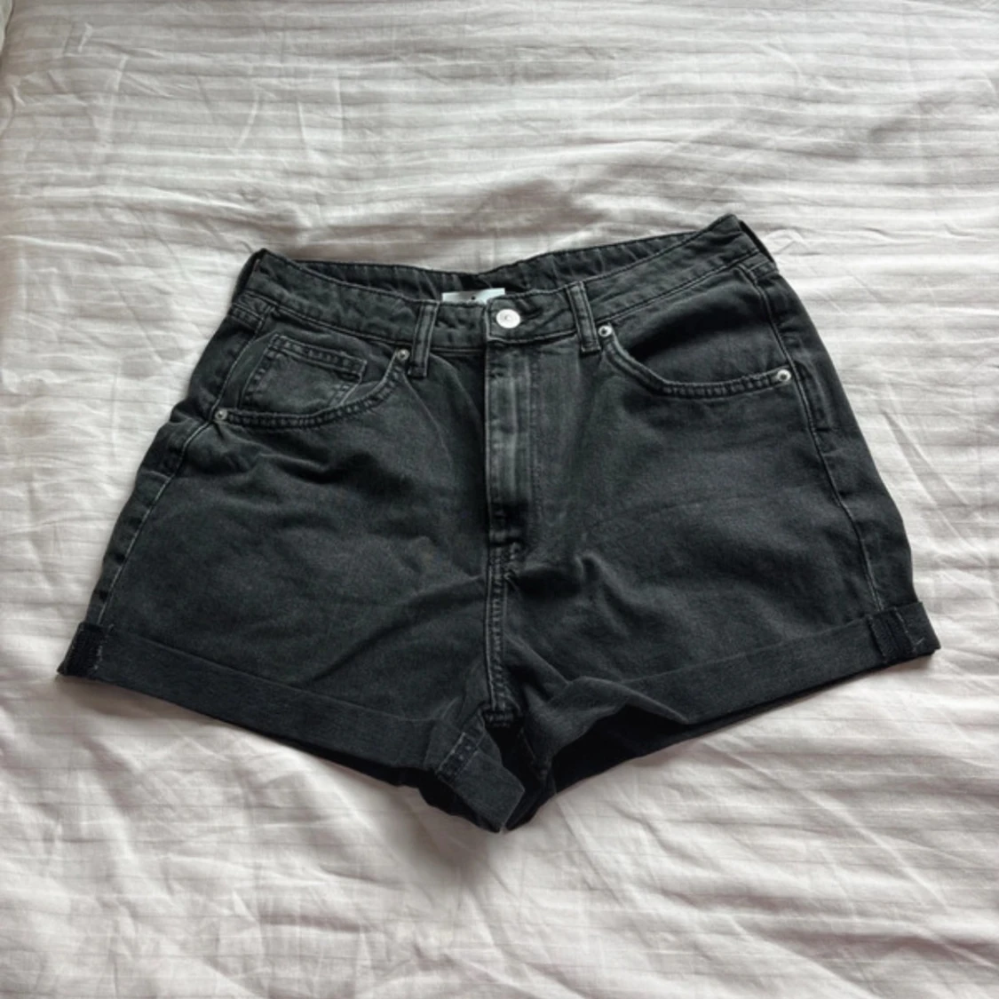 Svarta jeansshorts