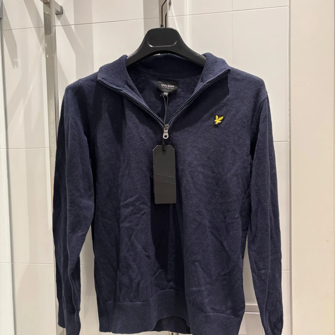 Marinblå half zip tröja Lyle & Scott