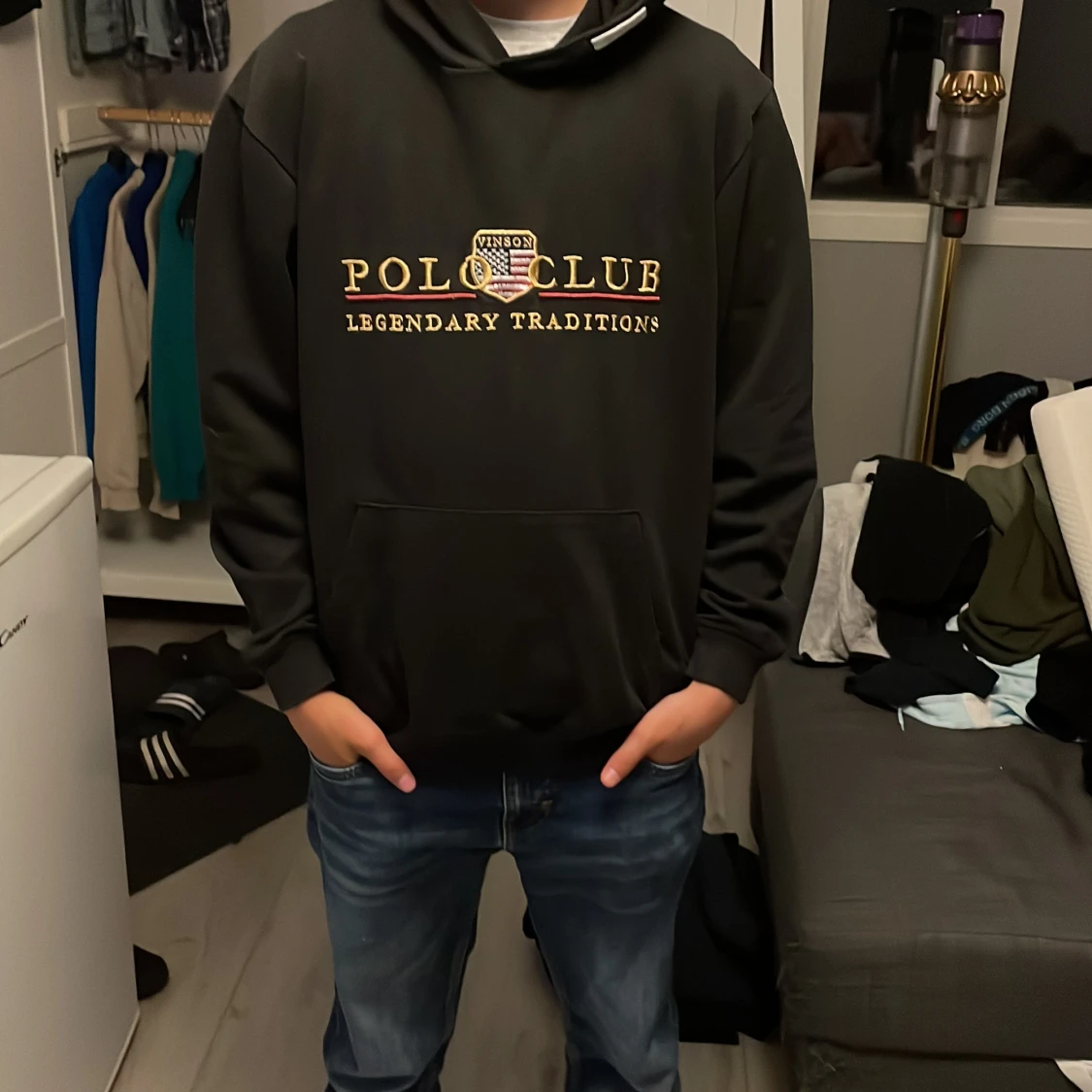 Svart hoodie från Vinson Polo Club - 3