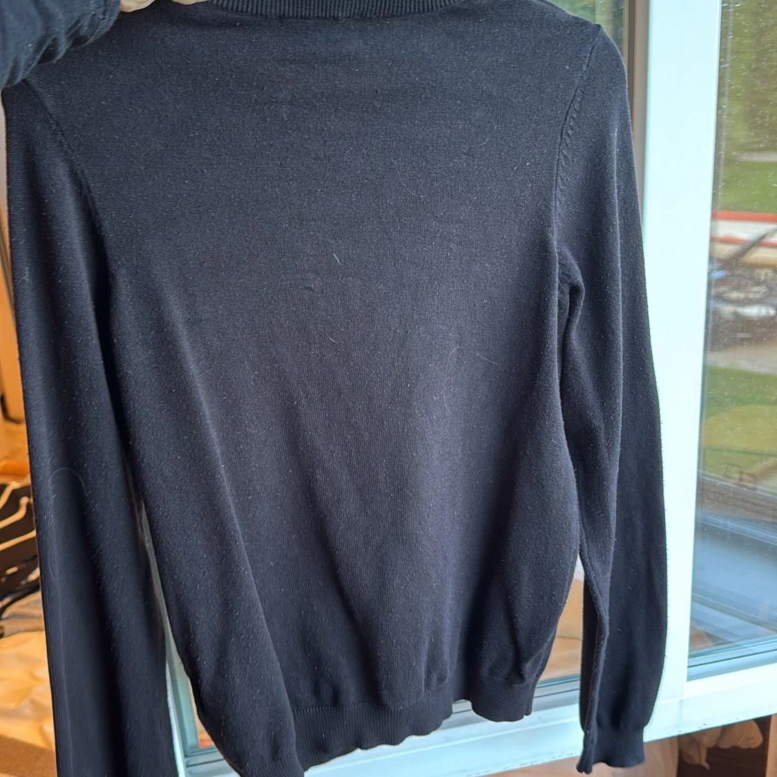 Svart stickad tröja från H&M Basics - 2