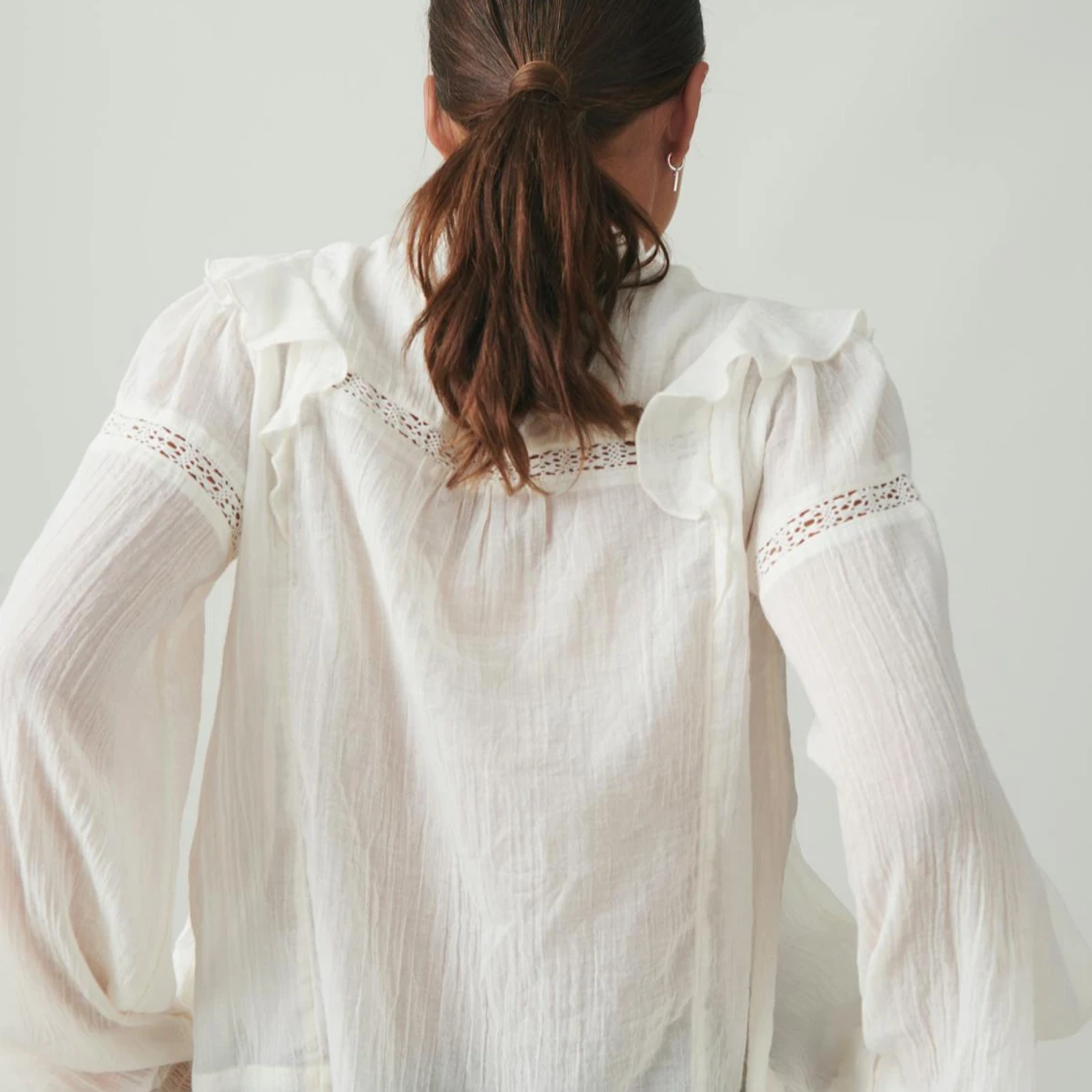 Vit långärmad blus - 1