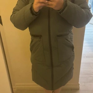 Jacka vinter - Mycket fint, funkar upp till 80 kg