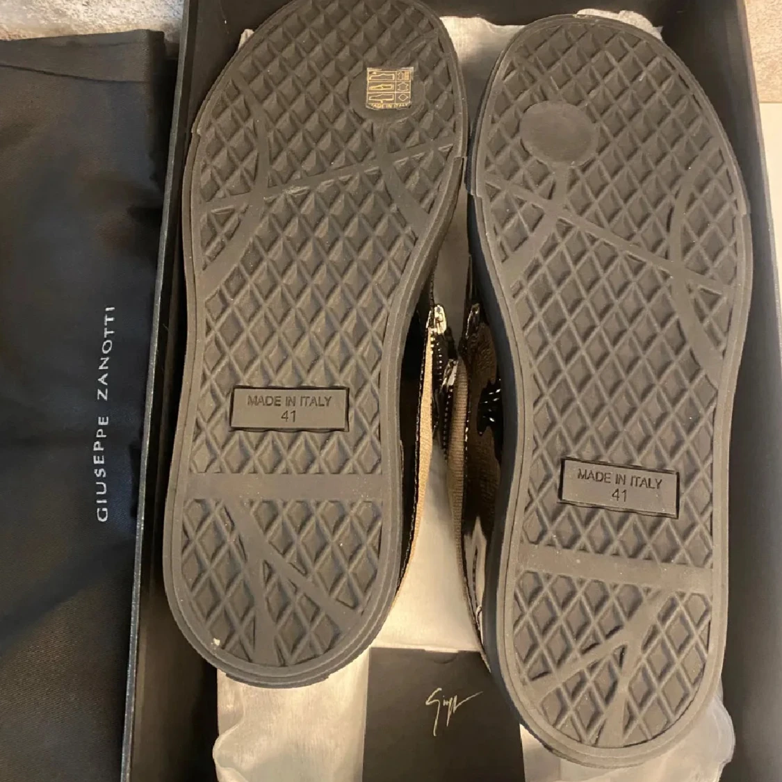 Giuseppe Zanotti sneakers med dragkedja - 1