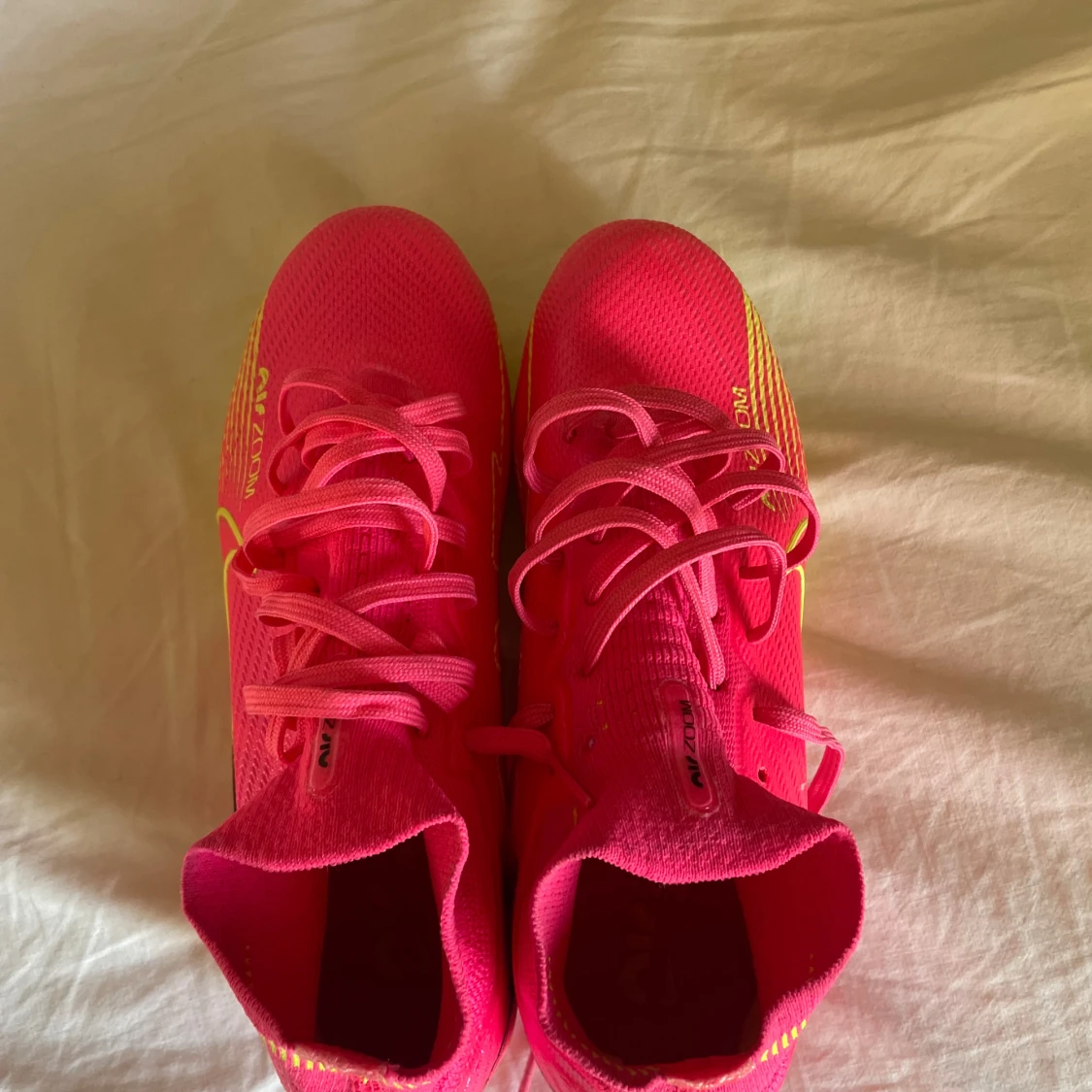 Nike Air Zoom Mercurial fotbollsskor rosa