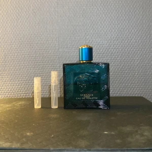 Versace Eros Eau de Toilette samples - Versace Eros Eau de Toilette samples på 1,2,3 ml, pris= 1 ml är 13kr, 2 ml är 22kr och 3 ml är 31kr
