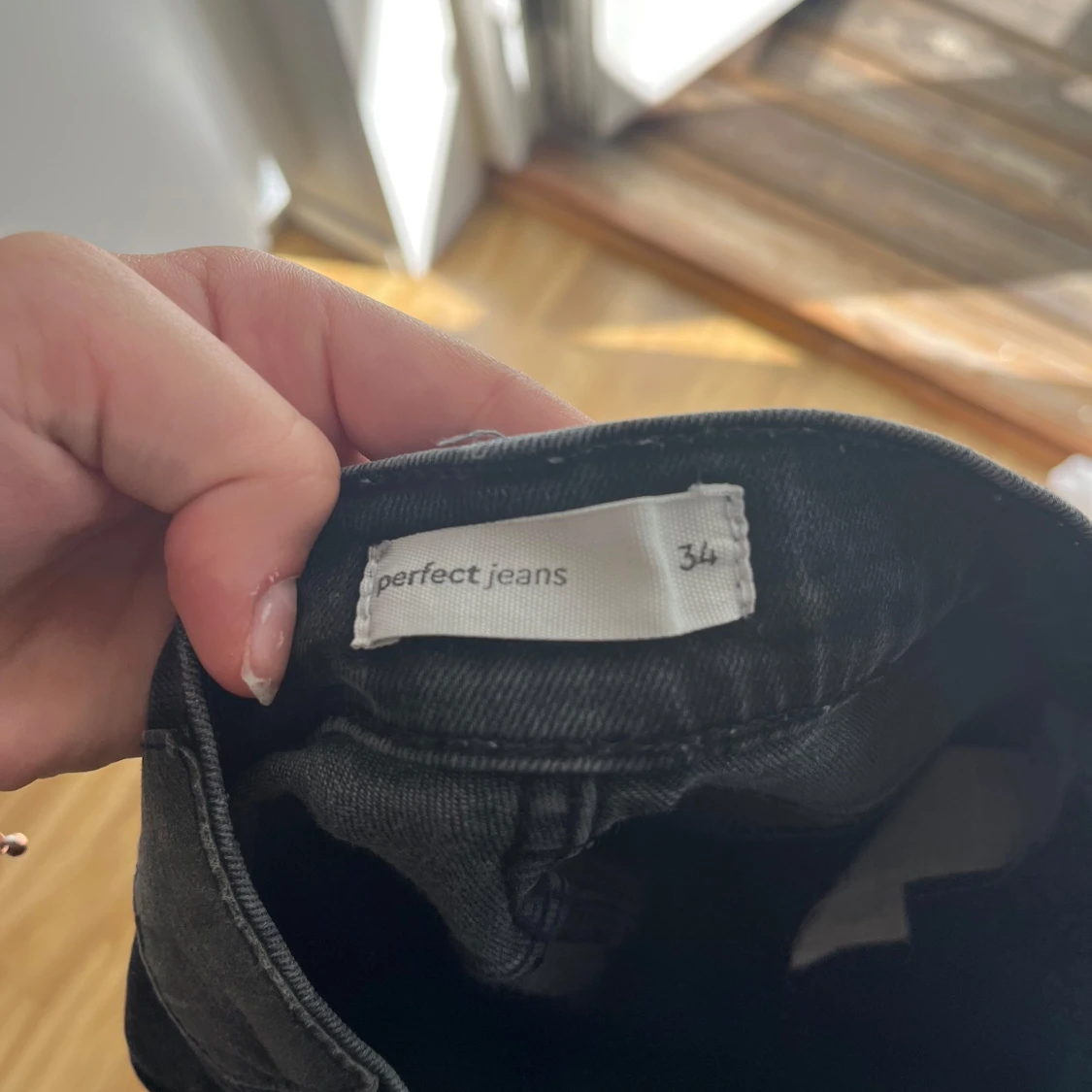 Svarta bootcut jeans från Perfect Jeans - 2