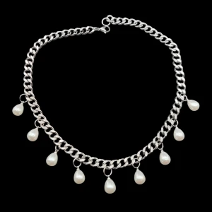 Handgjort halsband  - Handgjort halsband. Kedjans tjocklek -7mm. Längd 40cm