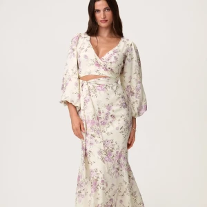 Adoore klänning  - Jättefin oanvänd klänning från Adoore. 