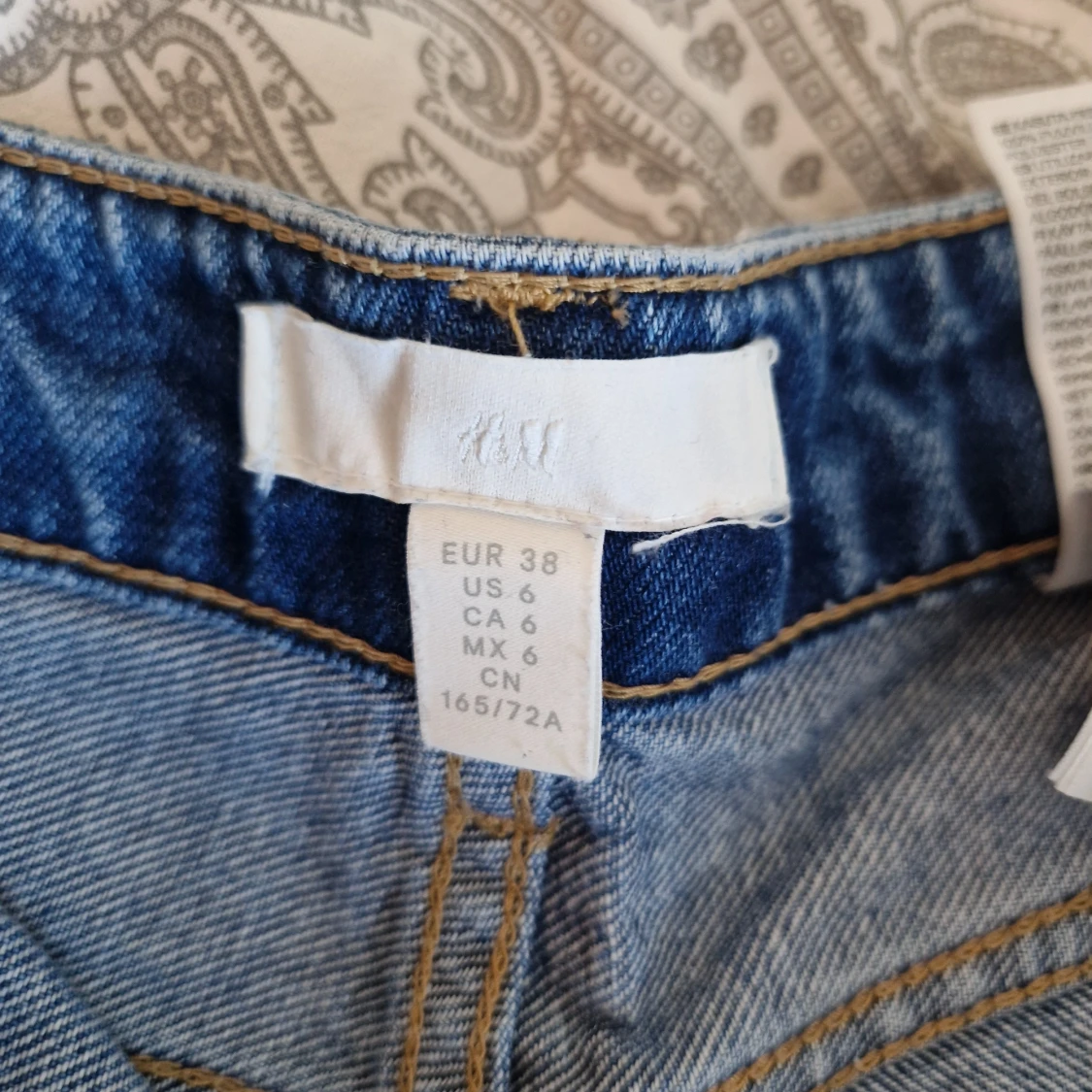 Blå jeansshorts med slitningar H&M - 2